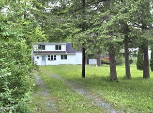 656 S Temple Ln, Altoona, PA 16602