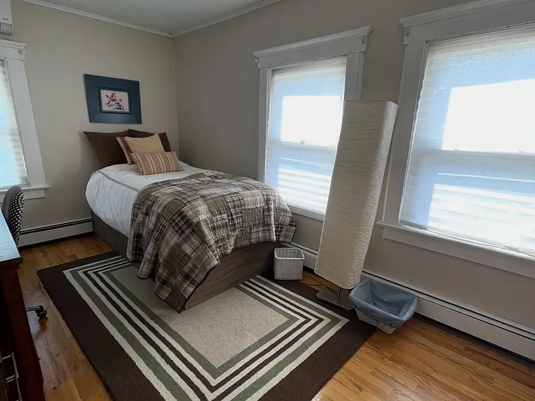 440 Tenafly Rd — Photo 12