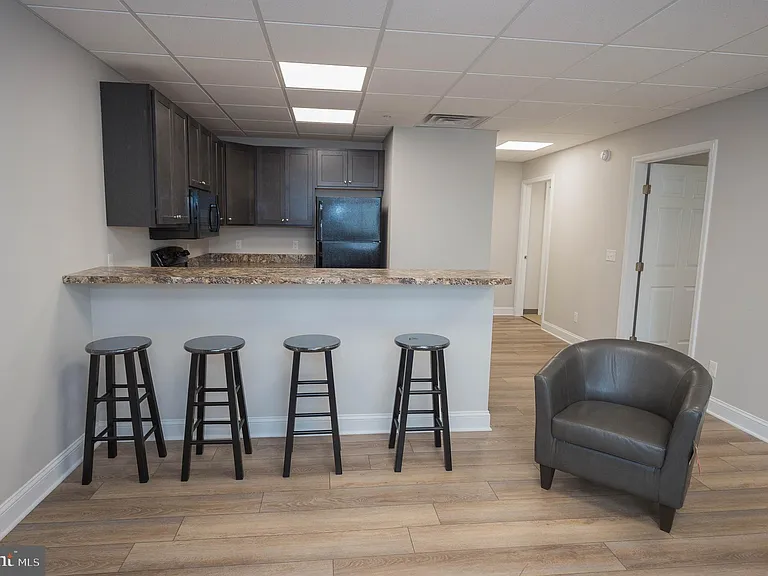 123 Bateman St #4-406C — Photo 21