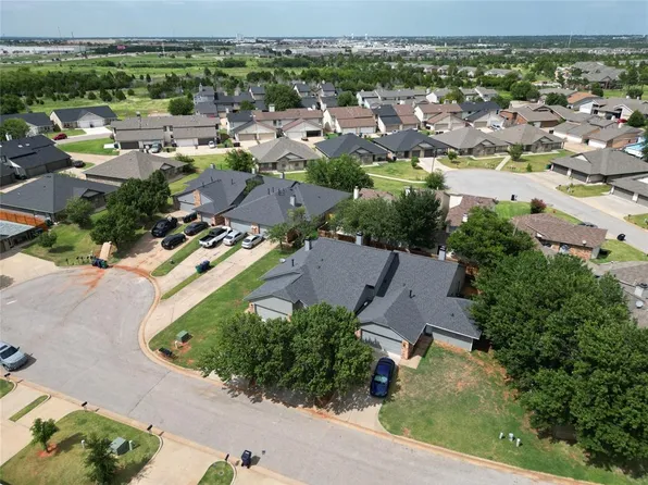 415 Vail Cir, Oklahoma City, OK 73114