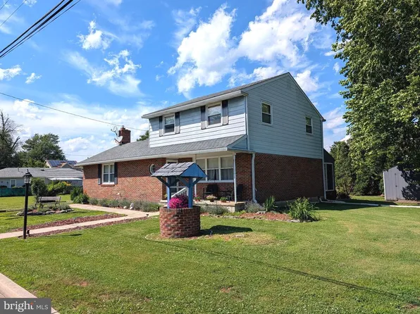 132 Dartmouth Rd, Pennsville, NJ 08070