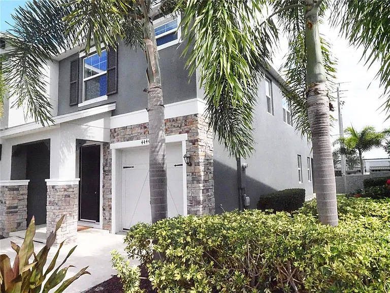 4444 Aqua Mirage St — Photo 3
