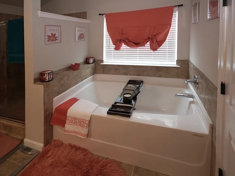 335 Charlotte Frances Ln — Photo 9