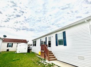 349 Teal Ln, Capac, MI 48014