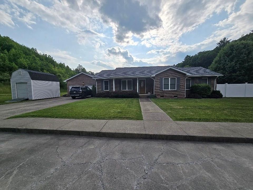 1st image of 118 Brandon Way