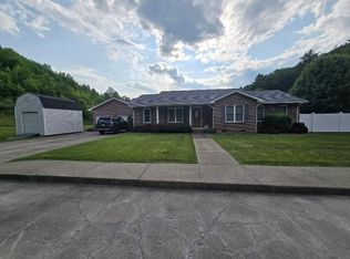 118 Brandon Way, Crab Orchard, WV 25827