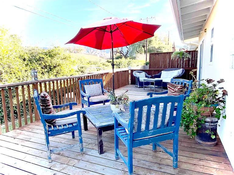 406 Crestview Dr — Photo 6