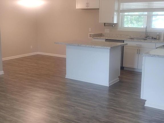 2nd image of 1139 Patty Dr