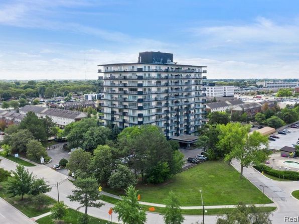 15801 Providence Dr APT 9A