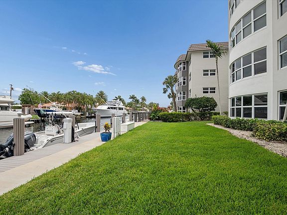 2nd image of 5100 Bayview Drive #106