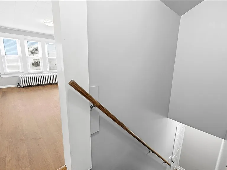 19 Camp St #2 — Photo 11