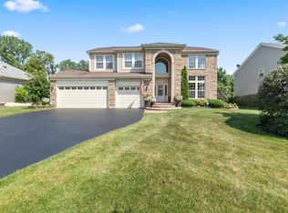 1225 Mallard Ln, Hoffman Estates, IL 60192