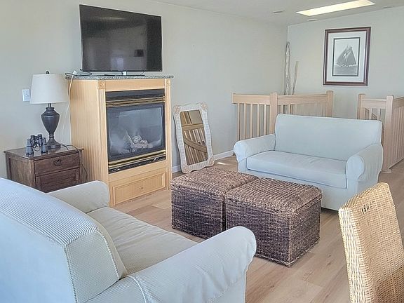 Third floor living space