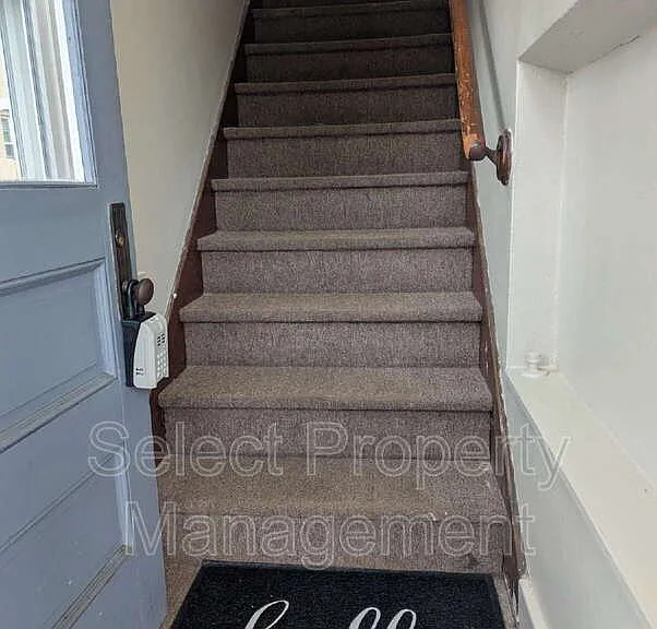 1235 Stophlet St #2 — Photo 4