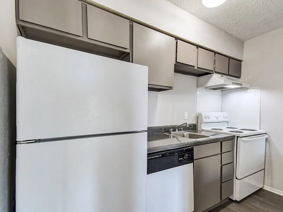 Oak Park Apartments