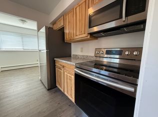 1000 E 25th St APT 4, Cheyenne, WY 82001