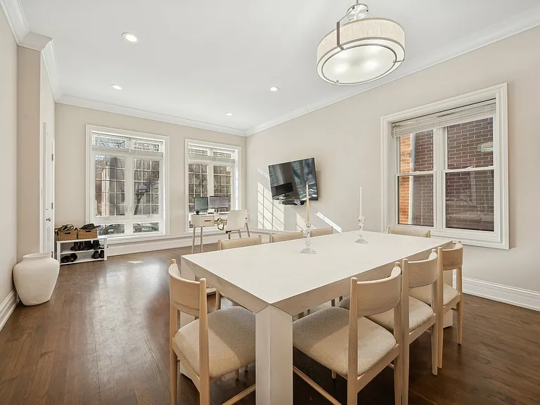 1214 W Fletcher St #1 — Photo 11