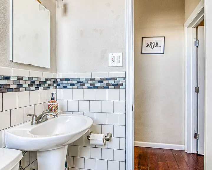 702 Myrtle Ave — Photo 24