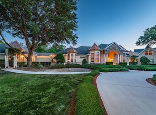 11800 Golden Valley Dr, New Port Richey, FL 34654