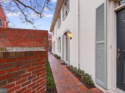 1018 N Royal St, Alexandria, VA, 22314