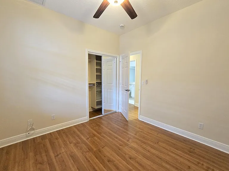 1463 SE Tidewater Pl — Photo 28