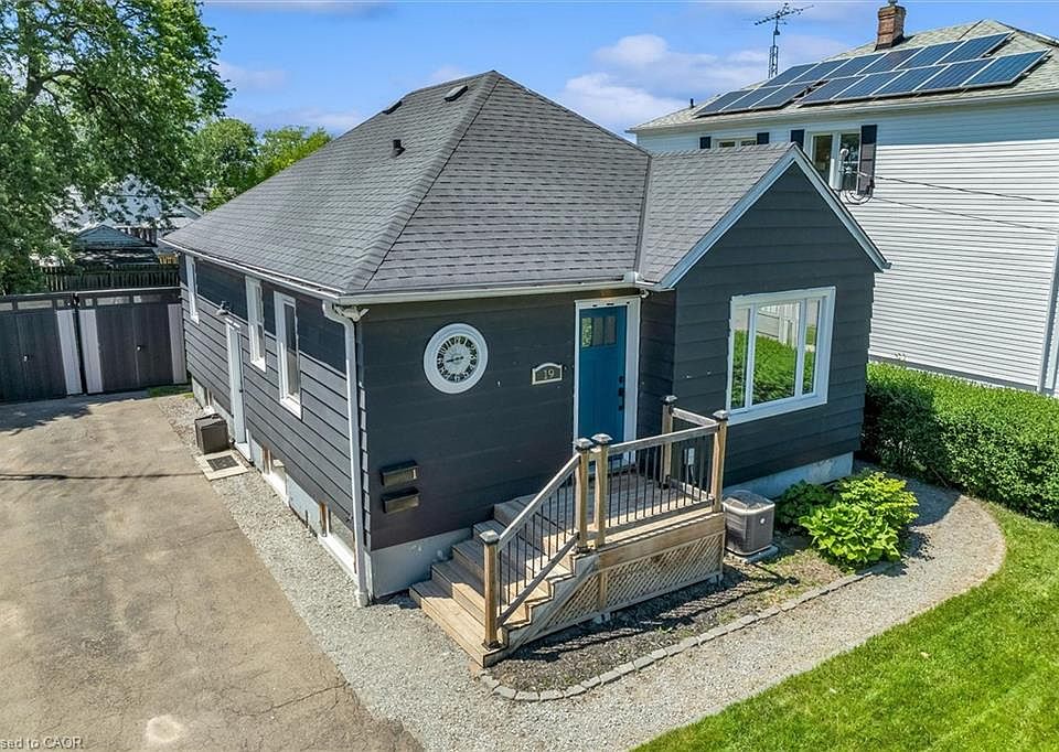 1st image of 19 Lyons Ave