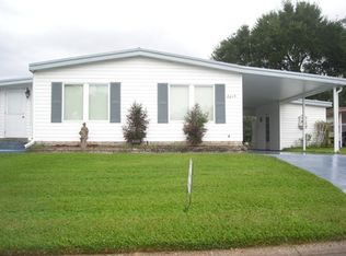 2019 E Lake Dr, Zellwood, FL 32798