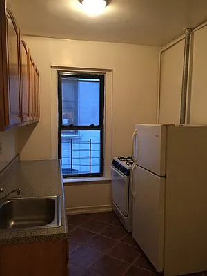 Rented by Bohemia Realty Group | media 12