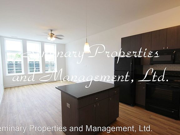 2nd image of 3647 N Southport Ave #8593661