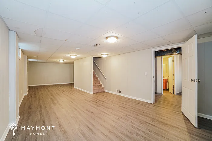 1410 Fairbank Rd — Photo 12