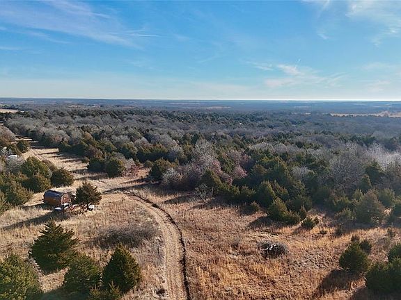 2nd image of 830672 S 3400th Rd