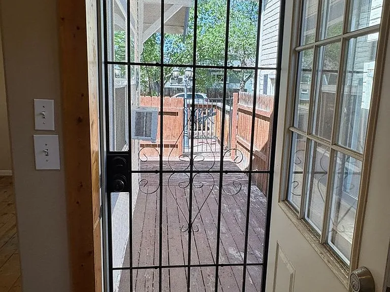 426 N 9th St — Photo 10