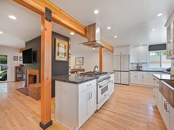 5th image of 3413 Gabilan Way