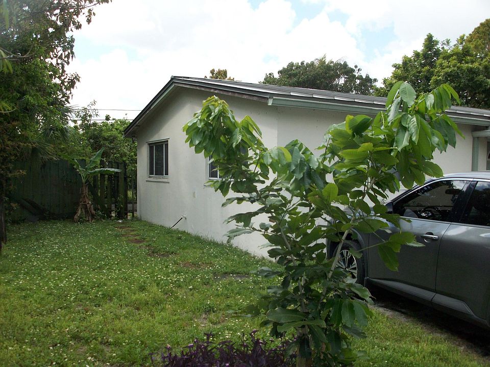 1st image of 6210 NW 14th Place