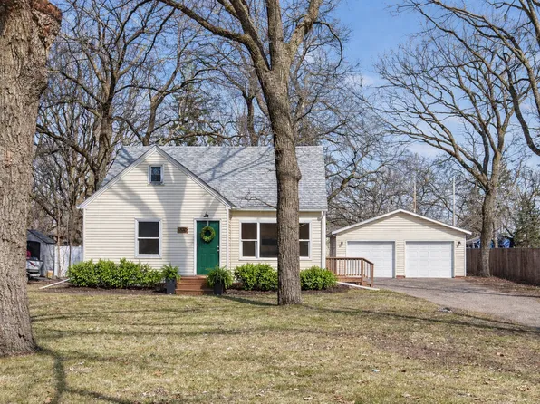 9055 Tyler St NE, Blaine, MN 55434