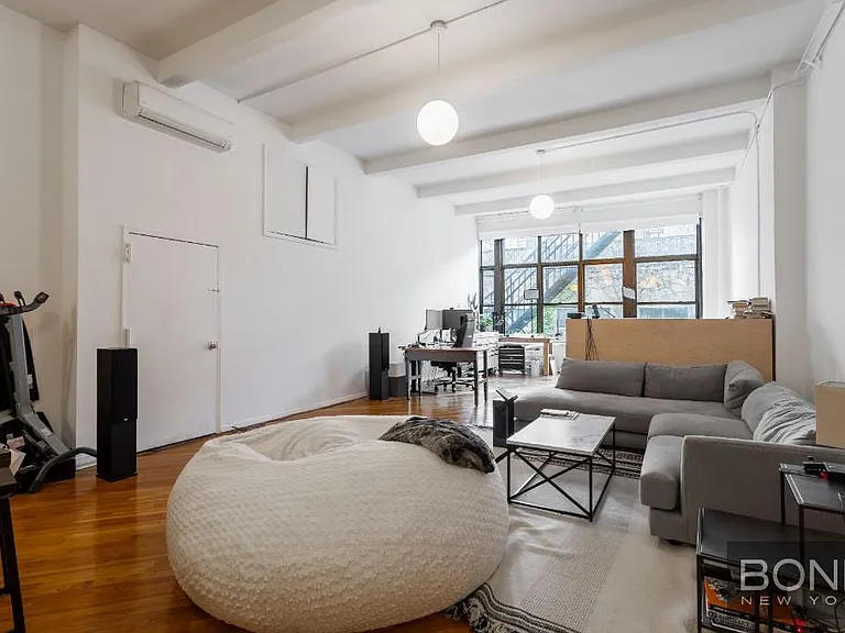 810 Broadway #5-R — Photo 2