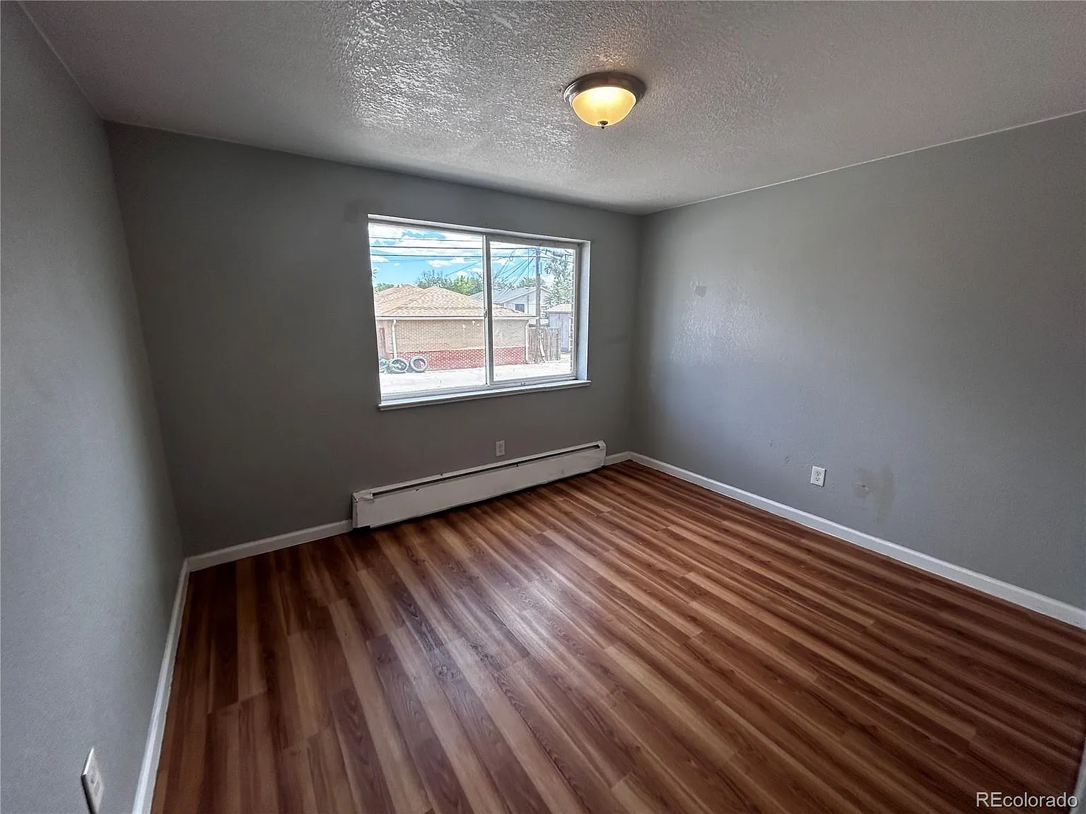 2 bed, 1.0 bath, 716 sqft, $1,250 — Photo 4