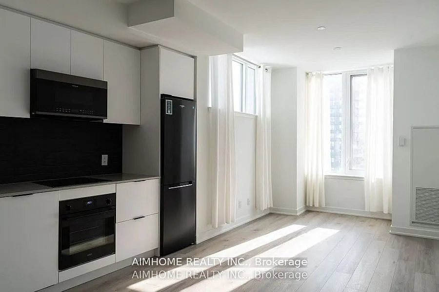 2 bed, $2,200 — Photo 1