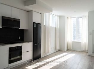 5 Defries St #1115, Toronto, ON M5A 0W7
