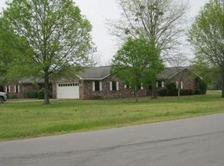 15 Shamrock Dr, Clarksville, AR 72830