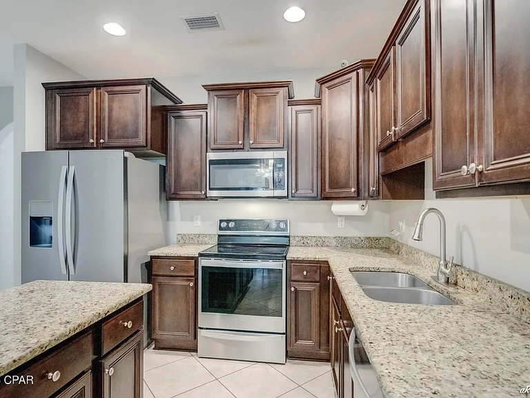 4018 Brook Stone Dr — Photo 12