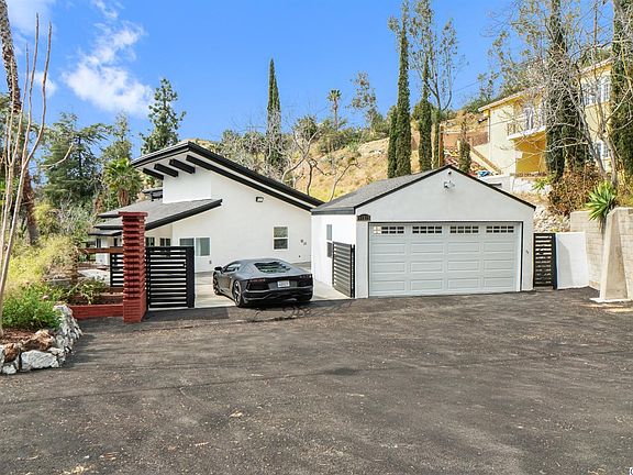 5th image of 11319 Alethea Dr