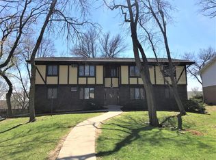 2355 Chalet Gardens Rd APT 1, Madison, WI 53711