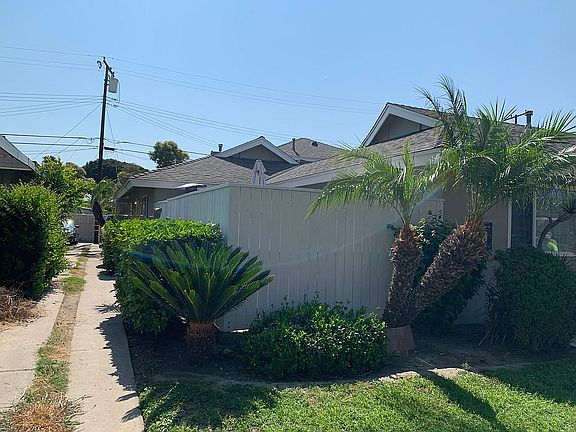 3rd image of 12772 Haster St