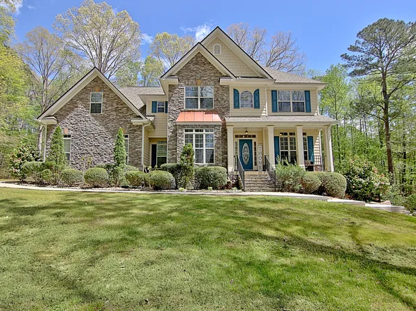 140 Foxford Run, Tyrone, GA