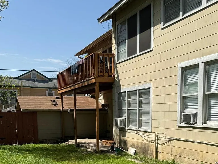 538 W Elsmere Pl — Photo 17