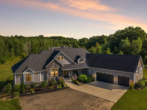 345 E West Ave, Vicksburg, MI 49097