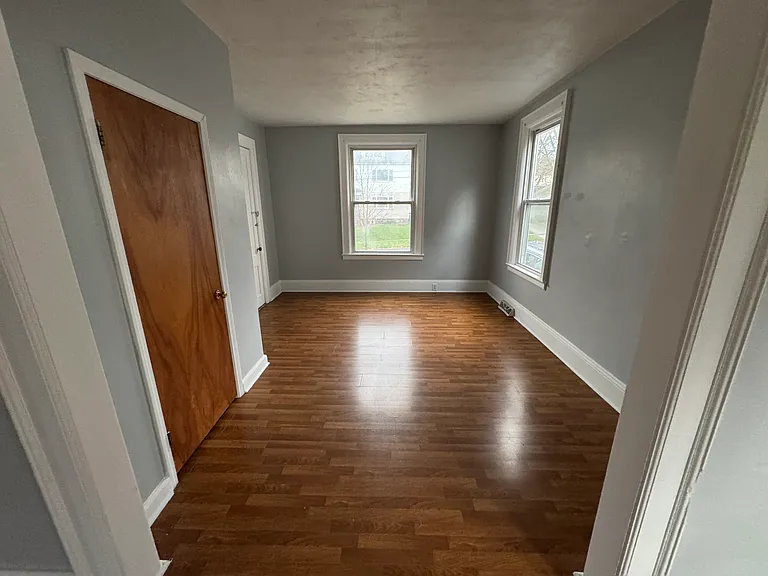 105 Merz Ave #1 — Photo 7