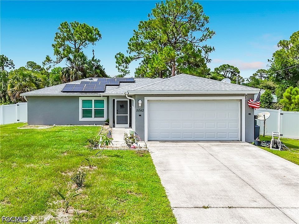 1st image of 5042 SE Tradewinds Cir