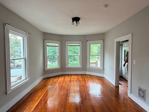 2nd image of 211 Alden Ave #1